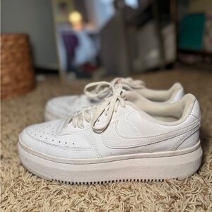 Nike Court Vision Alta